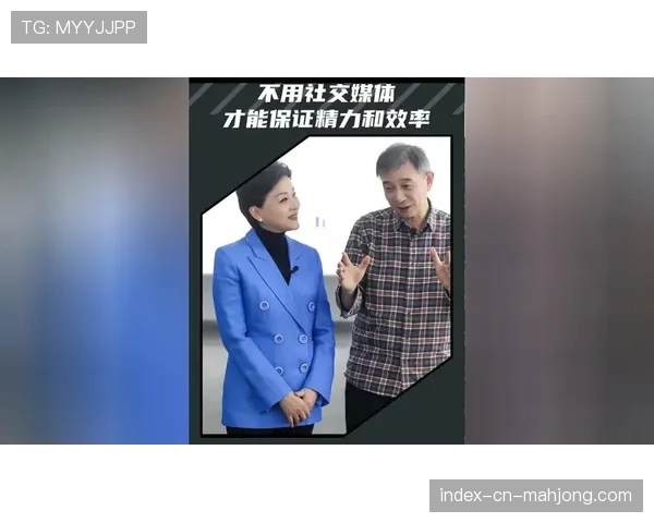 从电视直播到社交媒体热议：解析一场普通常规赛如何通过话题营销成为全网热门事件。