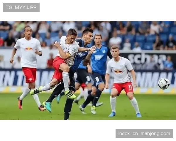 德甲保级关键战：科隆1-0柏林联合，逃离降级区